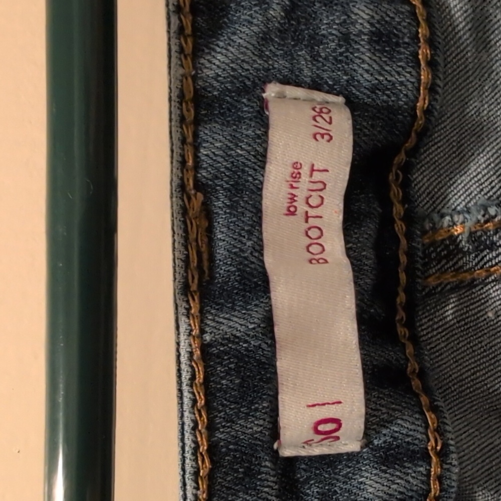 Bootcut Teen Jeans Size 3/26 - Picture 2 of 6